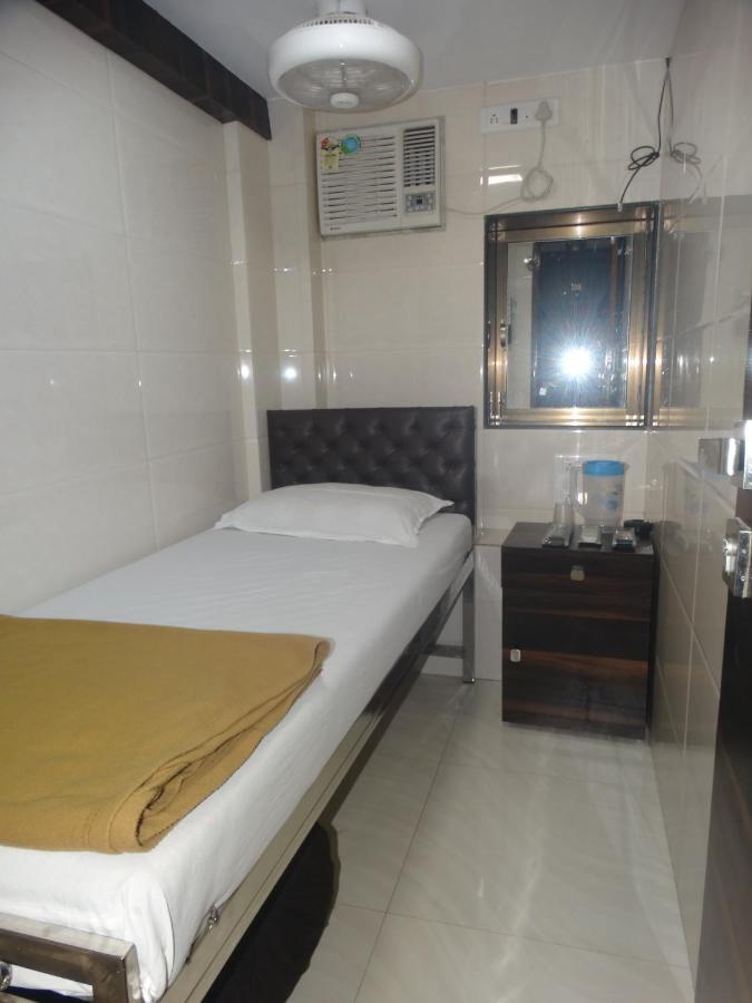 Hotel Qamar Bombay Extérieur photo